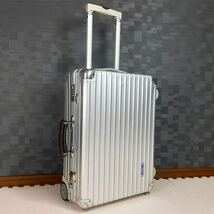 廃盤【美品】青ロゴ RIMOWA リモワ CLASSIC FLIGHT クラシックフライト 35L 機内持ち込み 2輪 シルバー アルミ キャリー スーツケース_画像1