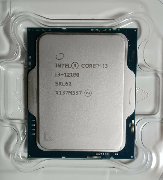 CPU Intel i3 12100 映像出力機能あり 未使用のグリスつき純正クーラーセット