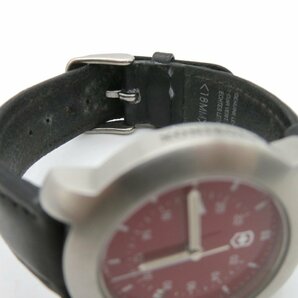 1円◆稼働◆ ヴィクトリノックス レッド クオーツ メンズ 腕時計 M05710の画像6