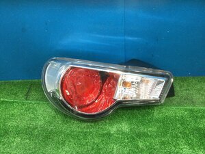 BRZ ZC6 Genuine leftTail lampランプ Light 品番：84912CA050 コイト：220-60084 点灯確認済み 【最終値下】