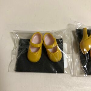 新品未開封　リカちゃんキャッスル　彩色シューズ　ストラップシューズ　彩色版　からし色　マスタード　きらちゃん　ドール靴　パレットf