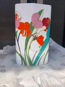 花瓶　ドイツ製　陶器　美術品　生け花　花がら磁器　