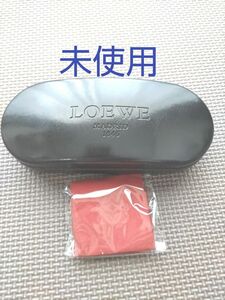 LOEWE　 メガネケース　サングラスケース　ロエベ　 黒 ブラック　バネ式　ラスト