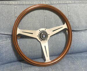 【NARDI Classic】36.5Φ ウッドステアリング　ナルディ