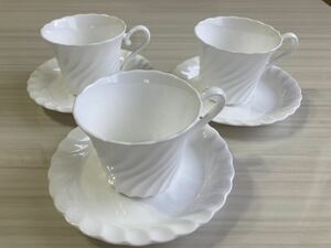 NIKKO　FINE BONE CHINA ホワイトエレガンス　カップ＆ソ－サ－3客