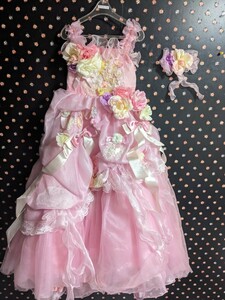 Art hand Auction Pas à vendre! Robe Shichi-Go-San pour enfants, taille 110, oeil clair, 5 ans et plus, rose/volants, accessoires inclus, séance photo, modèle, commercial, photo, location de costumes, utilisé, Faire31, officiel, robe, 110(105~114cm)