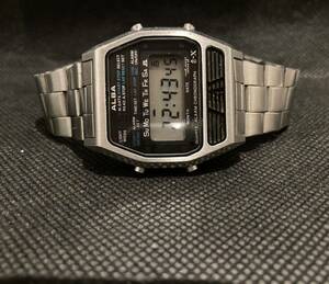 稼働 SEIKO ALBA Y446-5000 アラーム クロノグラフ デジタル クォーツ 腕時計 オリジナルブレス