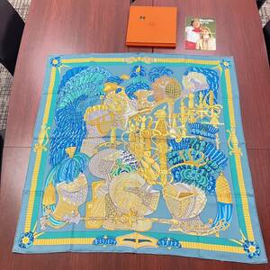 1円〜 3T HERMES エルメス スカーフ シルク 大判 ストール 100%シルク SILK サイズ縦横約90cm レディース 羽飾りの騎兵兜 カレ フランス製