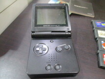 ジャンク品 Nintendo ニンテンドー ゲームボーイアドバンスSP AGS-001 取説付き ソフト4本 取説2冊付き 充電器付き_画像2