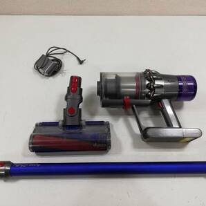 【つ17】SV14 dyson ダイソン 掃除機 動作品 コードレスクリーナー の画像1