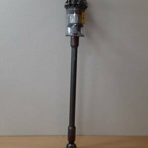 【て41】SV12 dyson ダイソン 掃除機 動作品 コードレスクリーナー の画像2