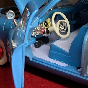 Ｋ１-ダイキャスト【 モデルカー ロード シグネチャー TUCKER 1948 ( 1/18スケール ) ROAD 】MADE IN CHINA ＞タッカー ブルー ミニカー の画像3