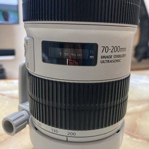 【188000円即決！送料無料】CANON キヤノン 望遠レンズ EF70-200mm F2.8L IS III USM 三脚座・フード・前後キャップ・ケース付 中古美品の画像7