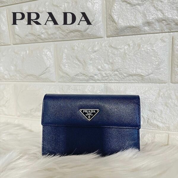 PRADA プラダ 三つ折り財布　三角ロゴ　プレート　サフィアーノレザー