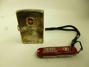 W577-N29-2312★ Zippo ジッポー VICTORINOX ビクトリノックス ツールナイフ付 オイルライター 喫煙具 現状品①★