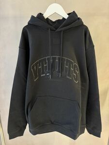 【VTMNTS】College Foodie BLACK