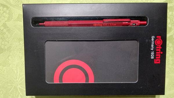 日本限定ギフトセット 2139755 ロットリング 600MP 製図用シャープペンシル 0.5mm RED 赤 & メモパッド（方眼）ケース入り