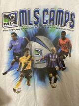 希少！MLS(メジャーリーグサッカー)2004 MLS CAMPフォトプリント Tシャツ_画像2