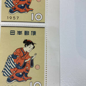 切手シート 切手趣味週間 ビードロを吹く娘 市川海老蔵 まりつき 1955年 1956年 1957年 未使用 3シート セットの画像10