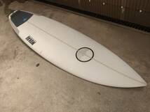 3696-05★直接引取限定★MOKAU SURF BOARD WEST COAST SURF サーフボード ショートボード 初心者向けボード デッキパッド付 本体のみ _画像4