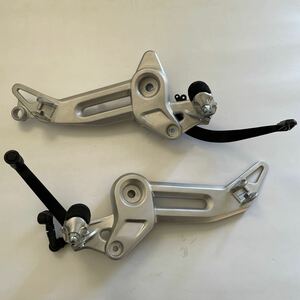 ☆ホンダ　GROM　グロム　 JC92　純正ステッププレート＆メインステップ＆ペダル　左右セット未使用品☆送料出品者負担で発送します