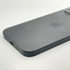 中古美品 Apple アップル iPhone 15 128GB ブラック SIMロックなし SIMフリーの画像6