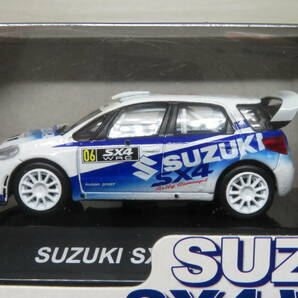スズキ SX4 WRC ／ スイフト スーパー1600 2005 Finland ワークスカラーセット限定 SUZUKI SWIFT CM’Sラリーカーコレクション 1/64の画像2