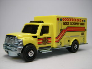 マッチボックス (黄) インターナショナル アンビュランス ＜ルース＞ Matchbox 