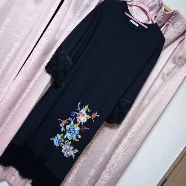 ZARA フリンジ袖 フリンジ ロング刺繍ワンピース