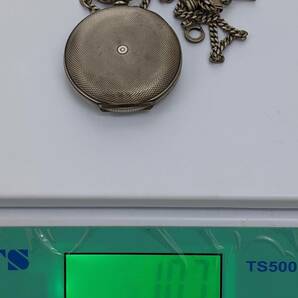 【919】銀無垢 懐中時計 チェーン付き 0.900刻印 SILVER シルバー アンティーク コレクション 総重量約107ｇ 稼働品の画像10