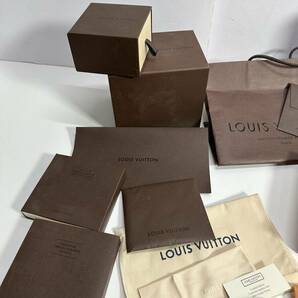 ★コレクター必見！！ LOUIS VUITTON ルイヴィトン 空箱 時計ケース 紙袋 等 大量 まとめ売り 収納 ブランド 茶 小物 G557の画像2