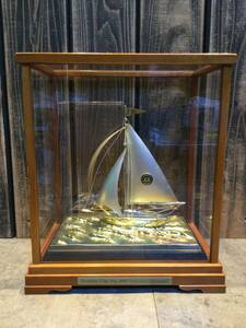 保管品　銀製 SILVER EP Monthly Cup May1991 Winner 帆船の置物 ガラスケース付き ヨット 船 金属工芸 銀細工 シルバー