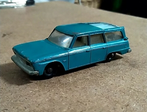 Винтажный спичечный ящик Studebaker Lark Wagonaire