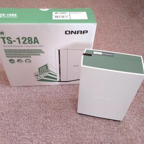 NAS QNAP TS-128A