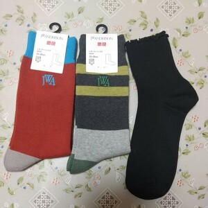 ユニクロ 靴下 3足 JW ANDERSON 23～25㎝ 未使用品 【送料無料】