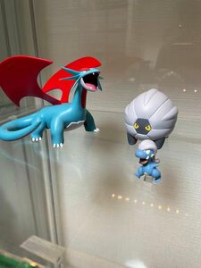 専用　ポケモンスケールワールド　1/20サイズ　ボーマンダ系統　三体セット　海外フィギュア　ポケモン