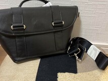 新品タグ付き・ベルト付き・2WAYバッグ・レザー・SAMSONITE ショルダーバッグ　ハンドバッグ　トートバッグ_画像4