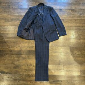 美品　ヒルトン　スーツ　YA6　ＣＯＬＯＭＢＯ　スーパー130,ｓ　ネイビー