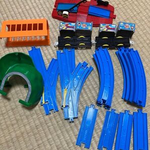 プラレールまとめ売り トンネル、貨物他