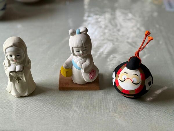陶器人形　3体　聖歌少女、振り袖少女、弁慶の土鈴 昭和レトロ 郷土玩具