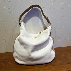 FURLA フルラ レザー　ワンショルダー ショルダーバッグ　超美品