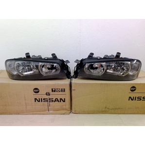 【新品】★日産純正部品★BNR34★スカイラインGT-R★前期★ヘッドライト ASSY 左右セット★R34★レベライザー付き★キセノン、バラスト値引の画像3