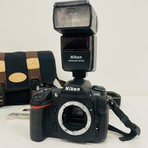Nikon D300 ニコン デジタル一眼 動作未確認 ストロボ 三脚 バッグ ガイド本付 バッテリー有 オリジナルストラップ【12882】 の画像2