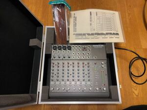 MACKIE Mackie mixer 1202-VLZ hard case attached 