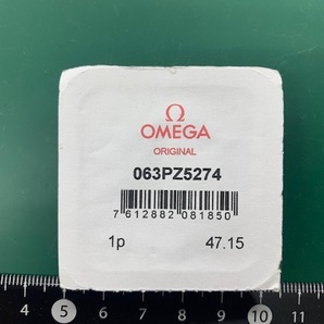 未使用　OMEGA オメガ 純正風防　スピードマスター 063PZ5274 プラスチック 風防　未開封（TO2402１）送料無料