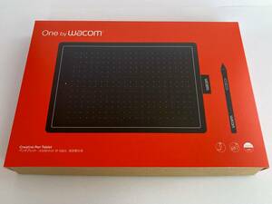 美品　ワコム　ペンタブ　One by Wacom medium CTL-672/k0-C