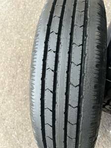 ブリヂストン 205/75R16 113/111L R202 スペアタイヤ　イボ付き　　2007年製　　１本