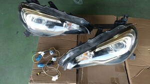 中古　86 BR-Z ZN6 ZC6 純正ヘッドライト 左右セット　HID バラスト付