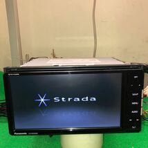 ★保証付動作★ Panasonic strada CN-RE05WD メモリーナビ 地デジ/フルセグ/CD/DVD/Bluetooth/地図データ2018年_画像1