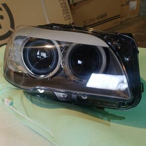 BMW 5シリーズ F10/F11/F18 LED エンジェルアイヘッドライト 右側　